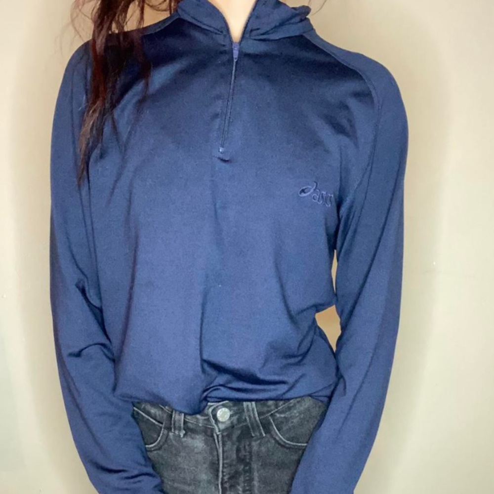 half zip sports shirt